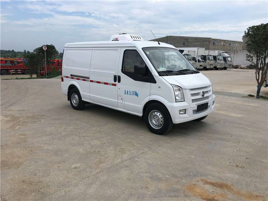東風(fēng)小康面包冷藏車
