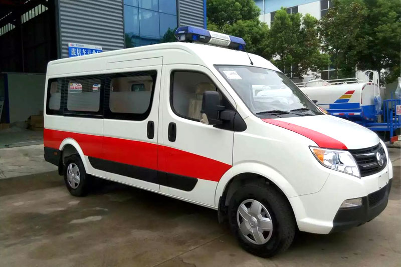 東風(fēng)御風(fēng)短軸救護(hù)車