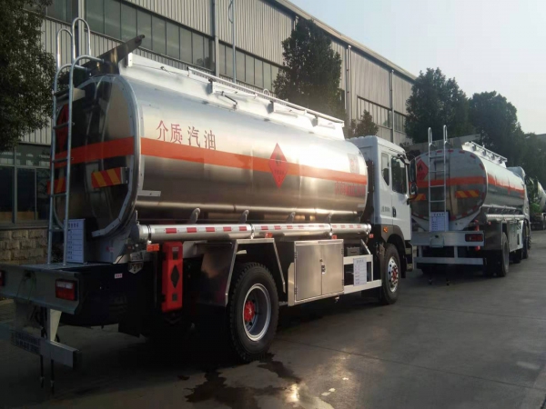 東風(fēng)D914.3方鋁合金運(yùn)油車