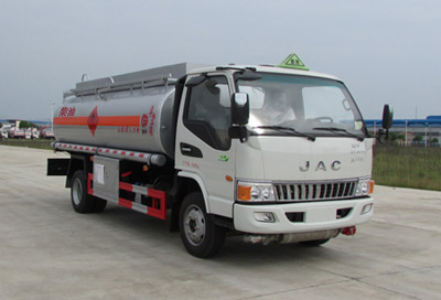 江淮駿鈴6噸加油車(chē)