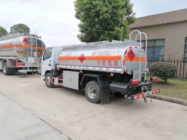 東風國六加油車