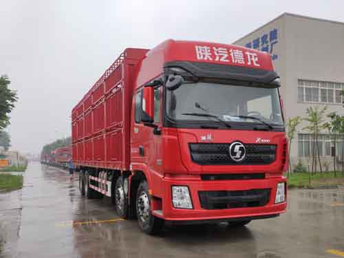 陜汽牌SX5320CCQ4C45B型畜禽運(yùn)輸車(chē)
