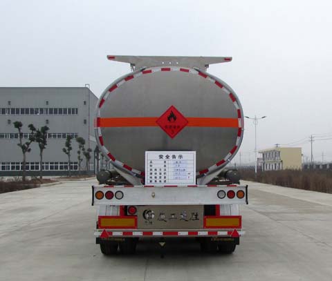 三軸半掛鋁合金運(yùn)油半掛車(chē)